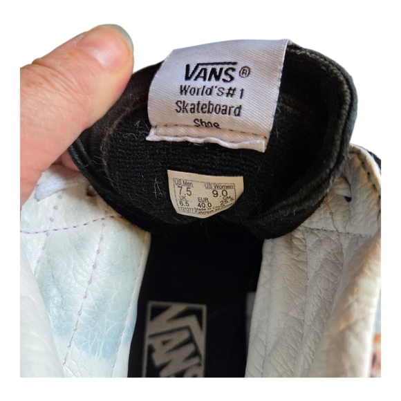 Vans Womans Sk8-hi Sneakers Wirh Quilted Floral And Suede Paneling Size 7.5 - Picture 10 of 10